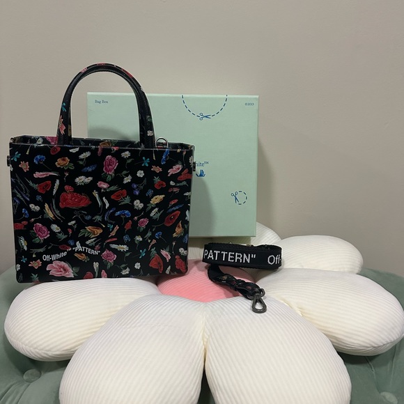 Off-White Handbag - Picture 7 of 9